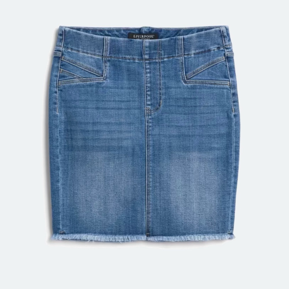 LIVERPOOL
Cat Eye Pull-On Skirt